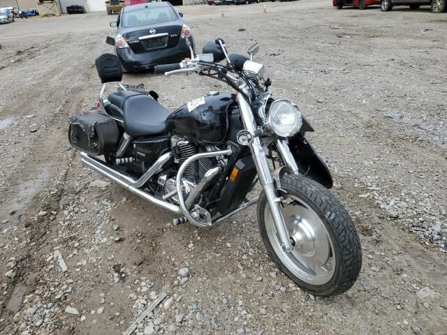 Honda VT1100C2 (SHADOW SABRE)