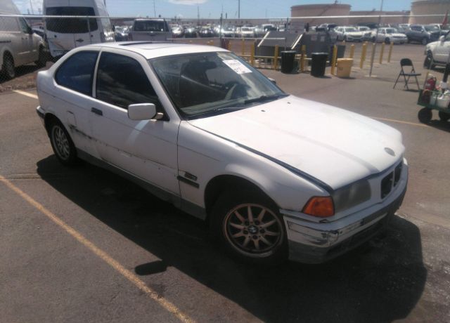 BMW 318ti