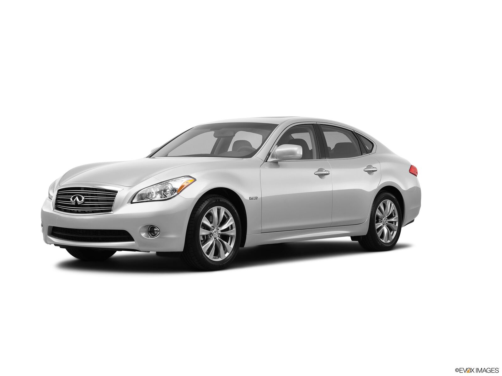 Infiniti M35h