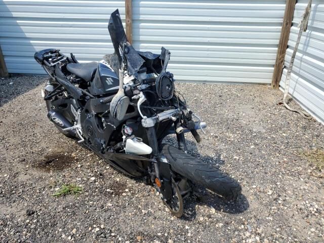 Suzuki GSX-R750