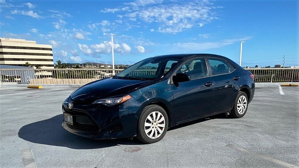 2017 TOYOTA Corolla