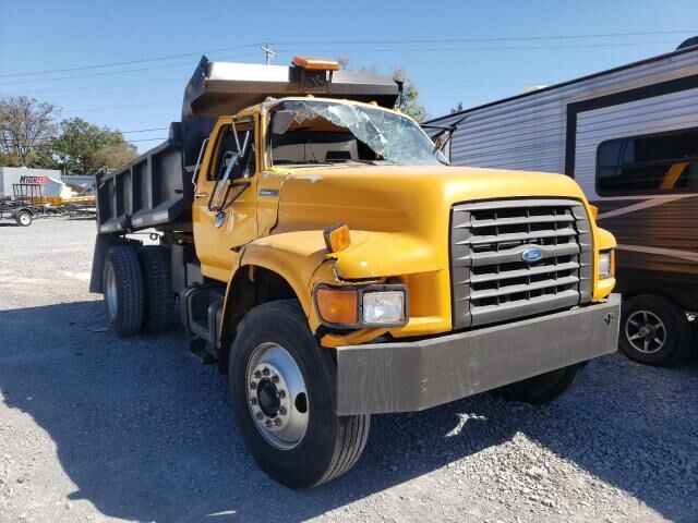 Ford F-800