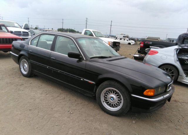 BMW 740i