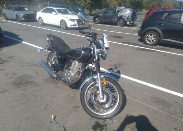 YAMAHA