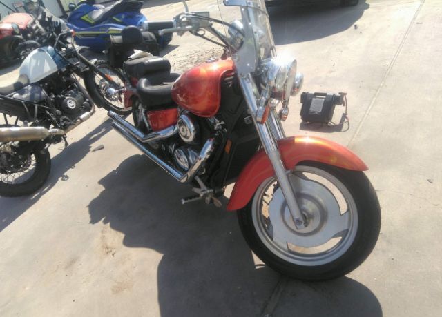 Honda VT1100C2 (SHADOW SABRE)