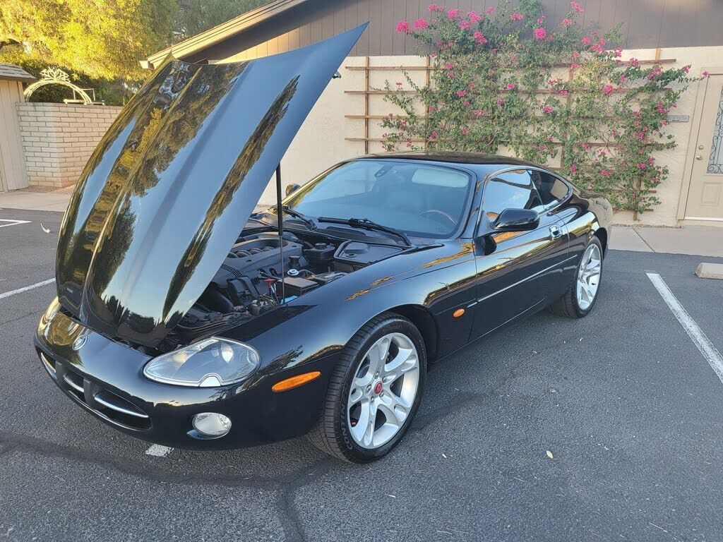Jaguar XK8