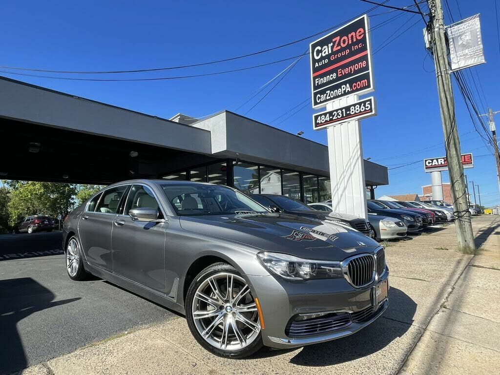 BMW 740i