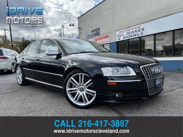 Audi S8