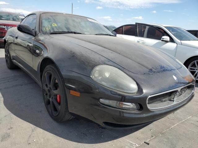 Maserati Coupe