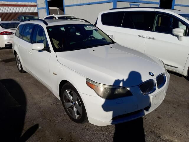 BMW 530xiT
