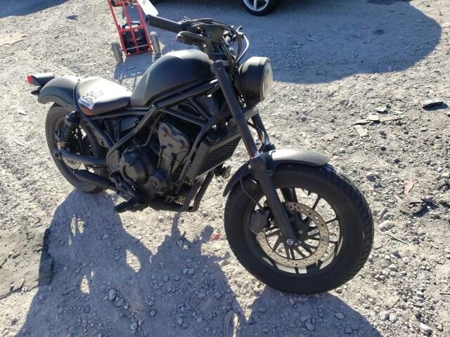 Honda CMX500 (Rebel500)