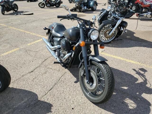 Honda VT750 (Shadow Phantom)