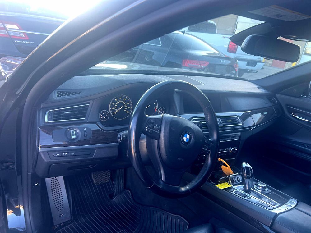 2012 BMW 750Li / ALPINA B7