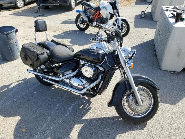Suzuki VL800K