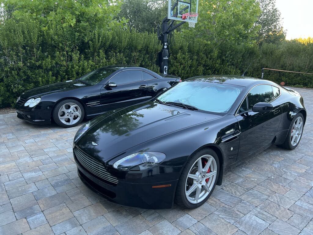 Aston Martin V8 Vantage