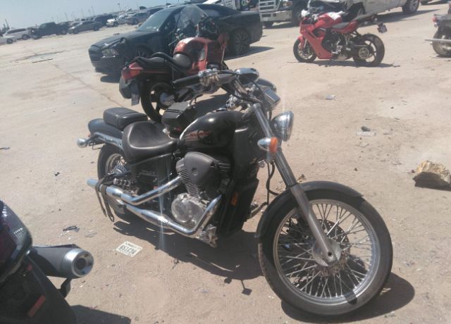 Honda VT600C (SHADOW VLX)