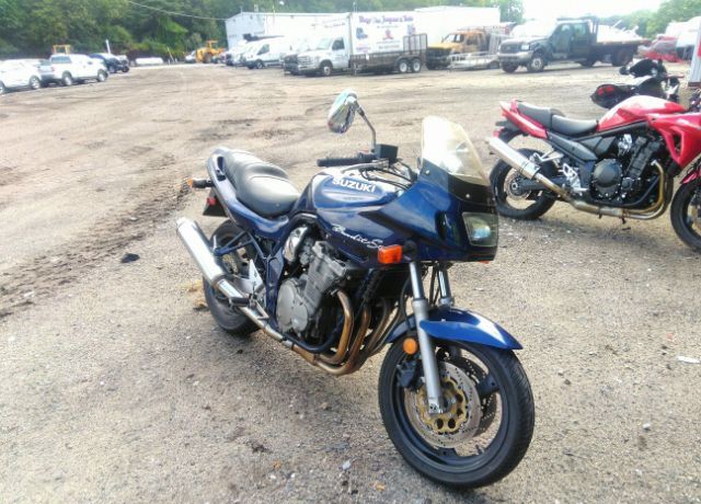 Suzuki GSF600S