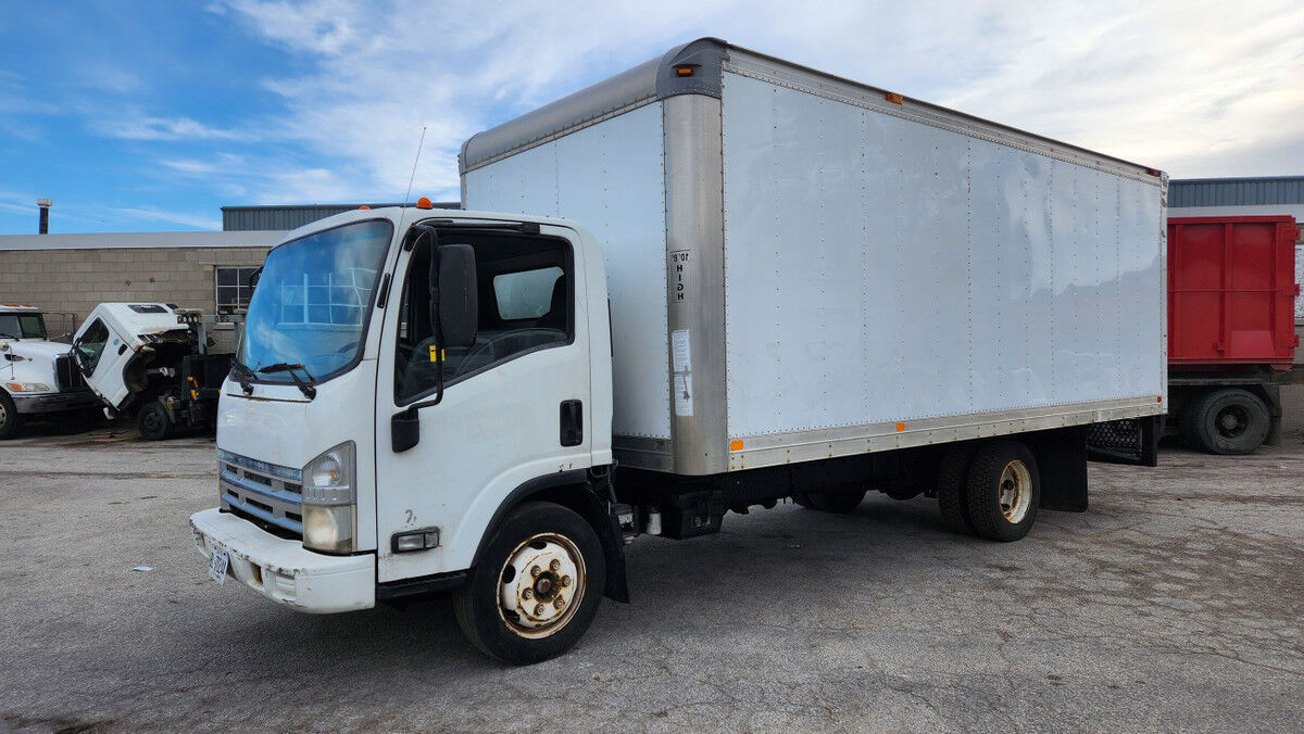 Isuzu NQR/NRR