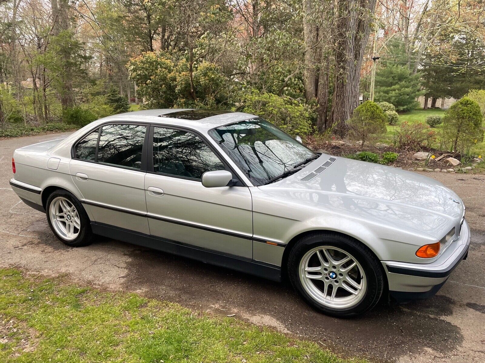 BMW 740Li