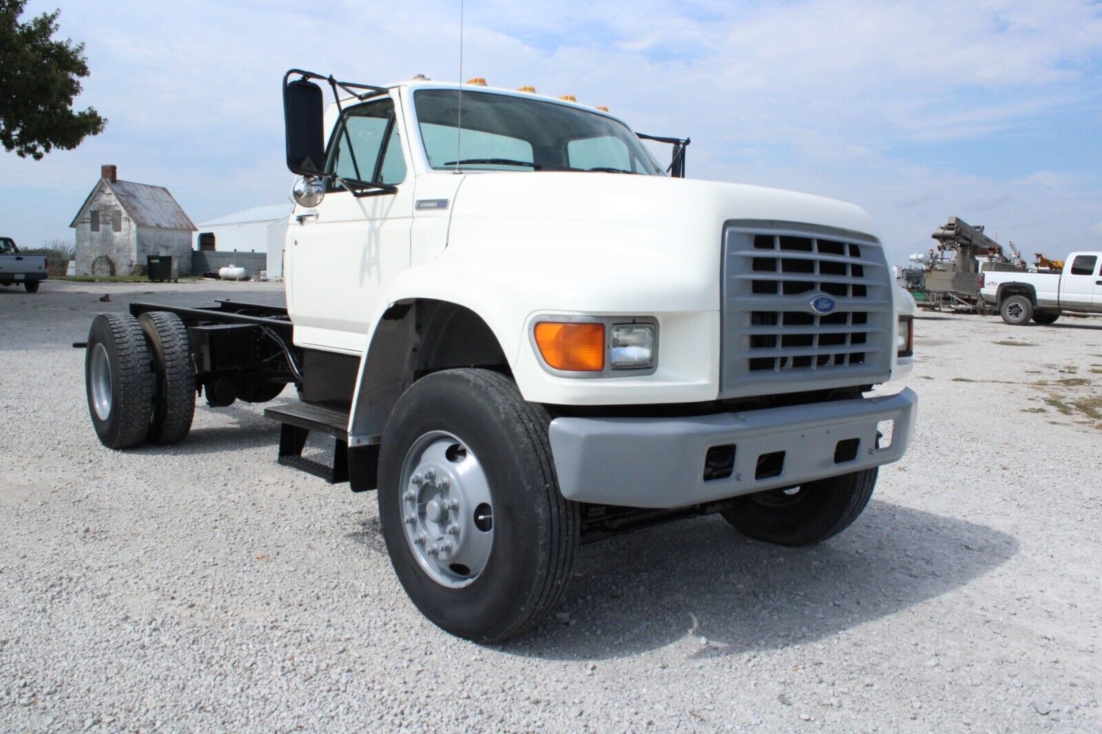 Ford F-800