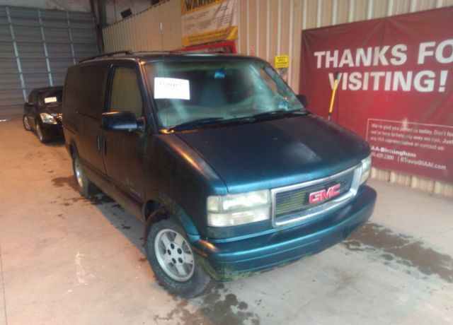 GMC Safari
