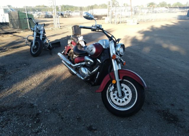 Suzuki VL800K