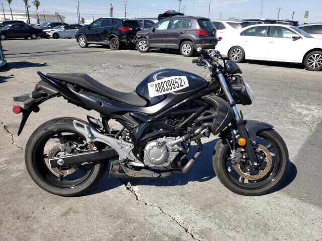 Suzuki SFV650L