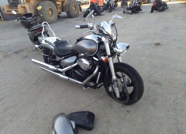 Suzuki VZ800
