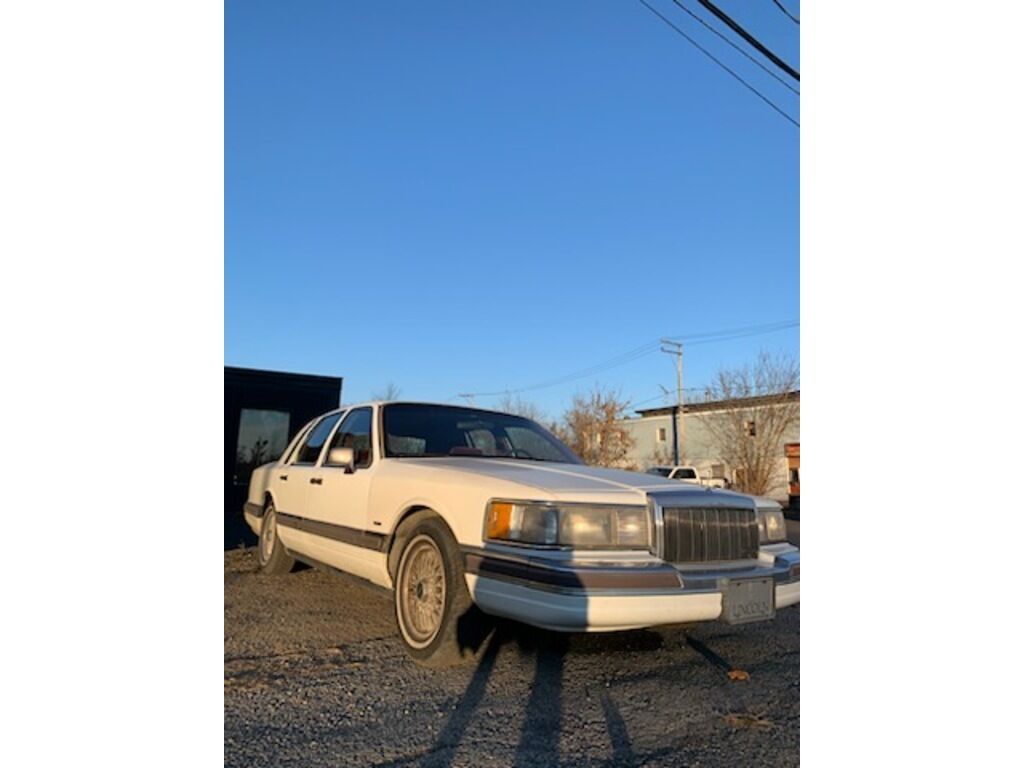 Lincoln Town Car