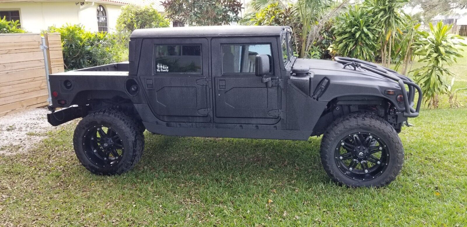 HUMMER H1
