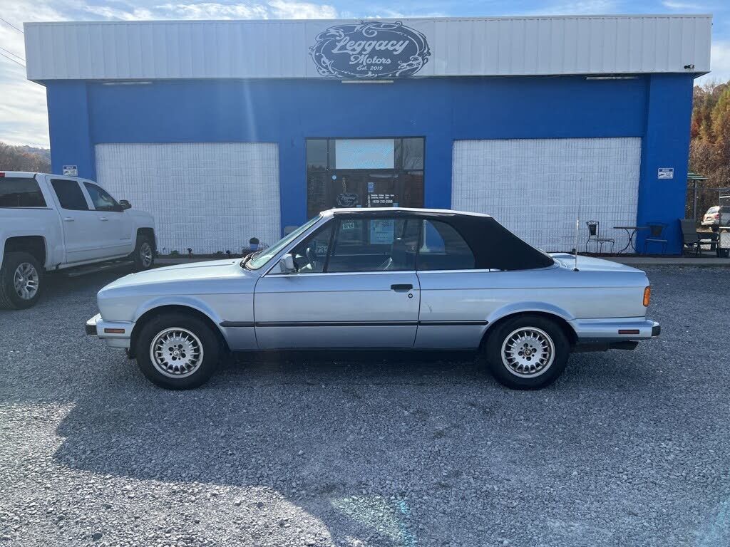 BMW 325i