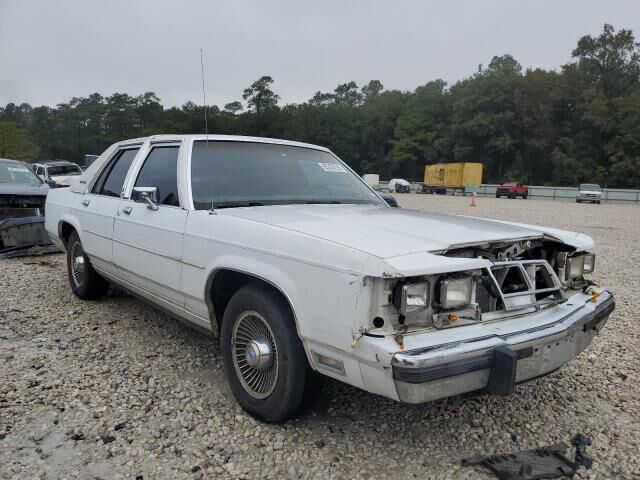 Ford Crown Victoria