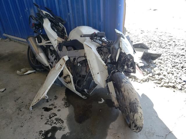 Honda VFR800F (INTERCEPTOR)