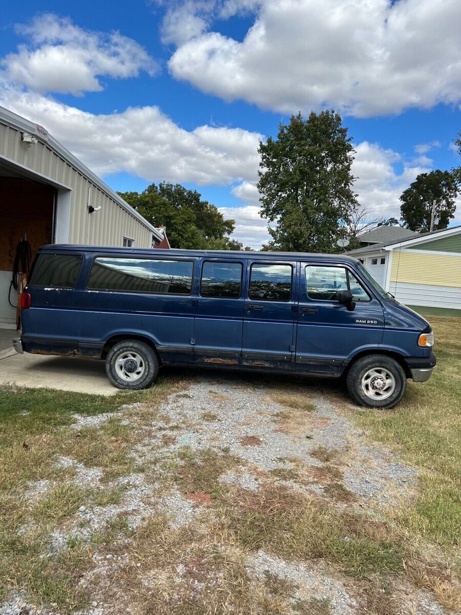 Dodge Ram Wagon