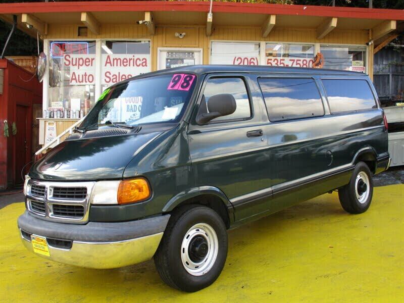 Dodge Ram Wagon