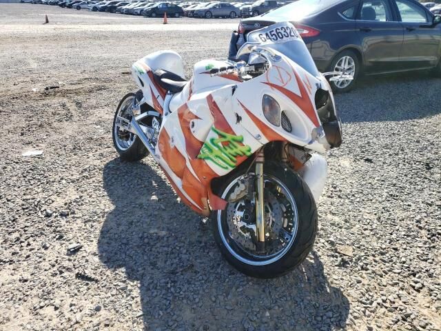 Suzuki GSX1300R
