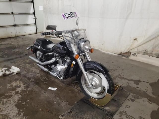 Honda VT1100C2 (SHADOW SABRE)