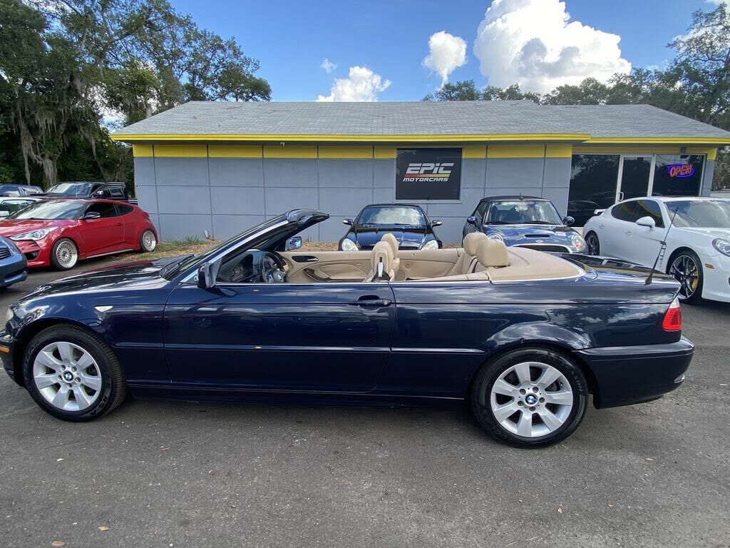 2005 BMW 325Cic