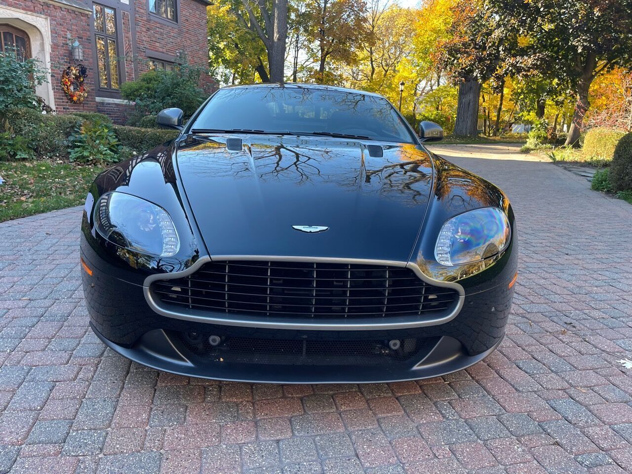 Aston Martin V8 Vantage