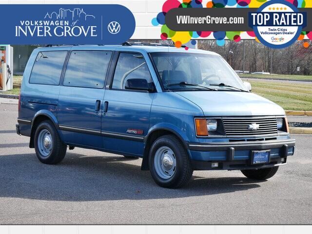 Chevrolet Astro Van