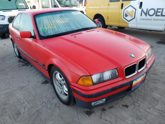 BMW 325iS