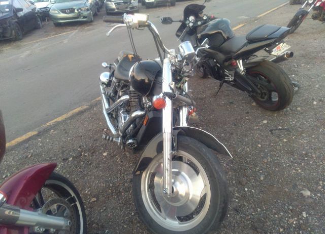 Honda VT1100C2 (SHADOW SABRE)