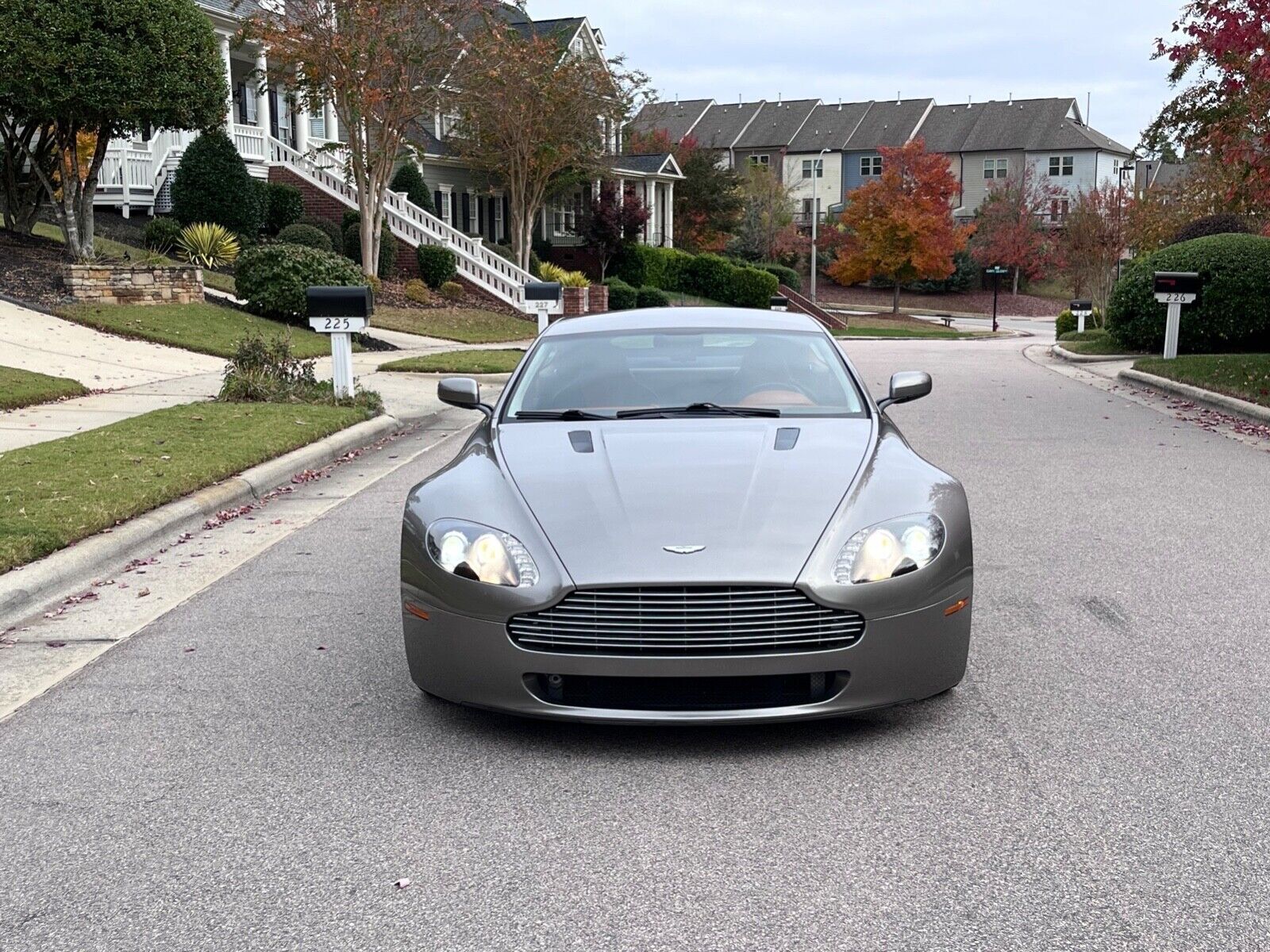 Aston Martin V8 Vantage