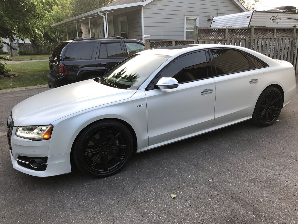 Audi S8