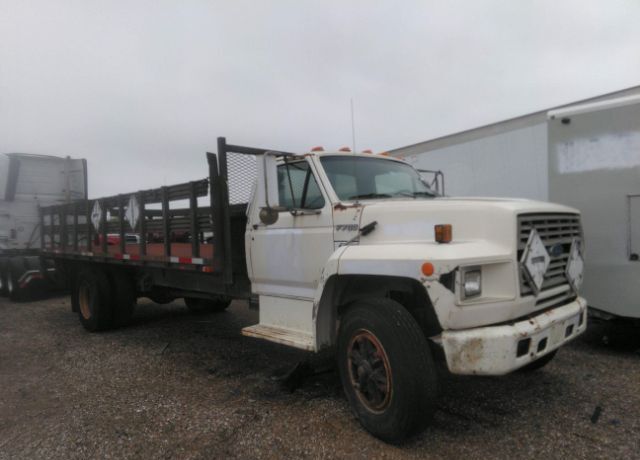 Ford F-700