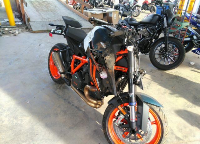 VBKV39403NM952663