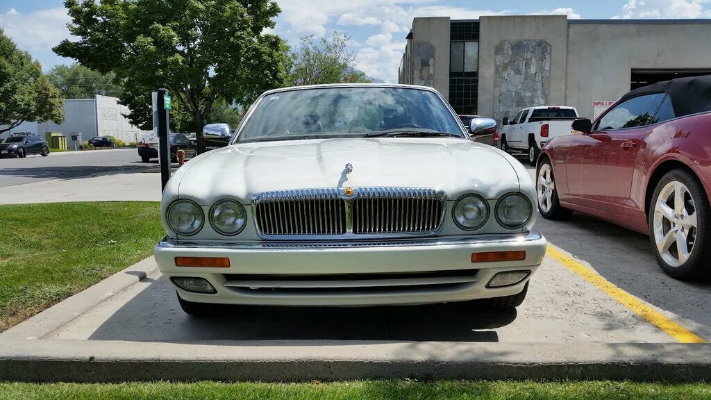 Jaguar Vanden Plas