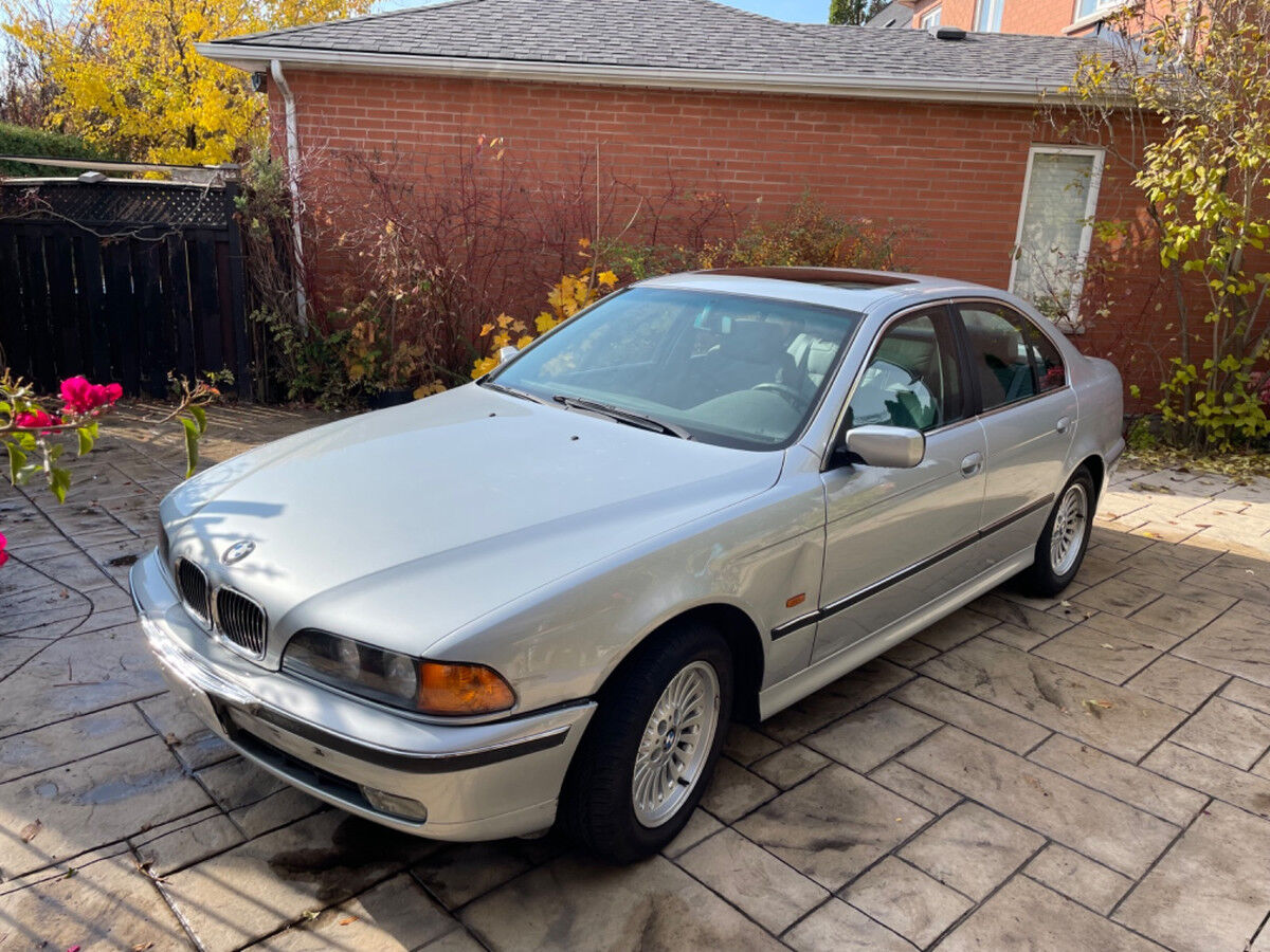 BMW 540i