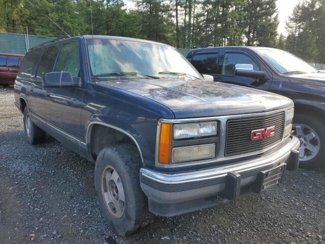 GMC Suburban