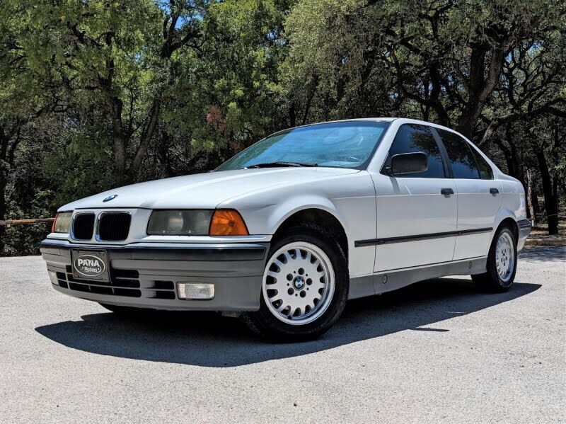 BMW 325i